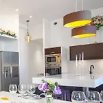 Le Borniol, Splendid 3 Bedrooms Appt, Center Lägenhet *