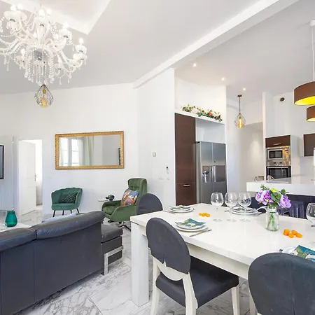 Le Borniol, Splendid 3 Bedrooms Appt, Center Апартаменты Канны