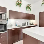 Apartment Le Borniol, Splendid 3 Bedrooms Appt, Center Cannes